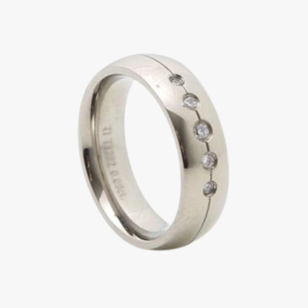 T1282W - Titaniumsring med diamanter